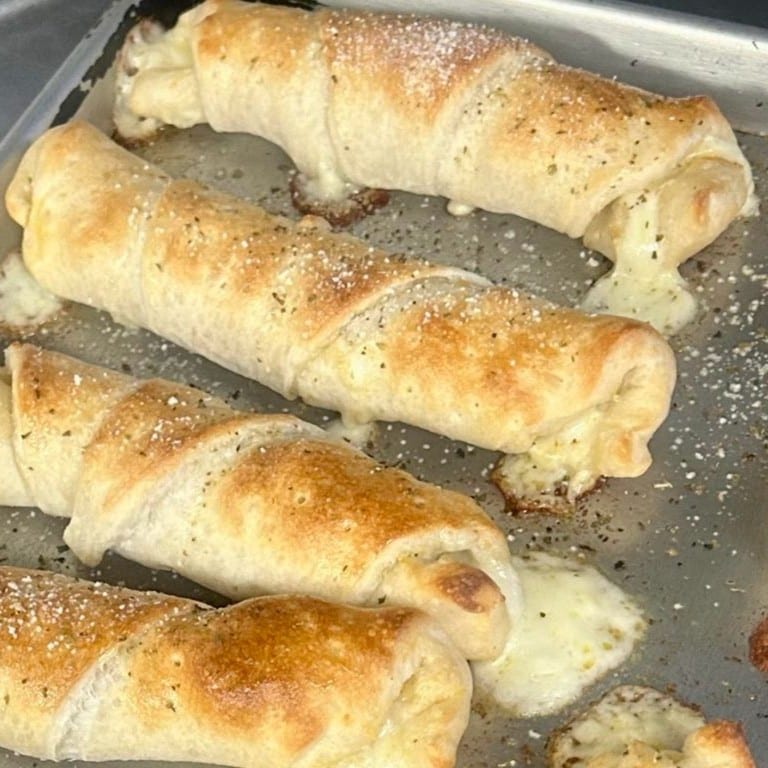 Roni Roll.
