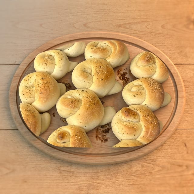 Garlic Knots (8).