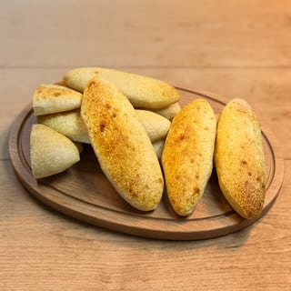Homemade Bread 11" Roll